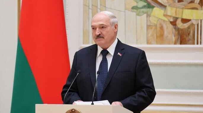 Lukaşenko: “KTMT-nin qərb sərhədlərində hərbi təxribat riski böyükdür” - VİDEO