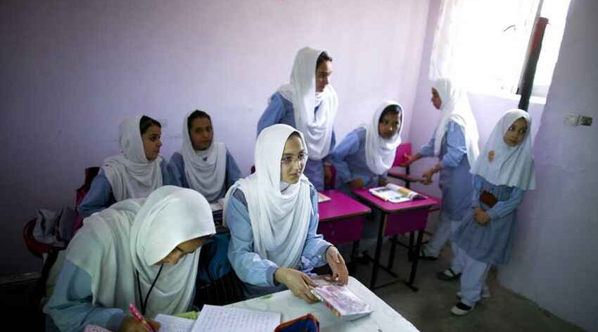 Afghan students urge Taliban government to reopen secondary schools