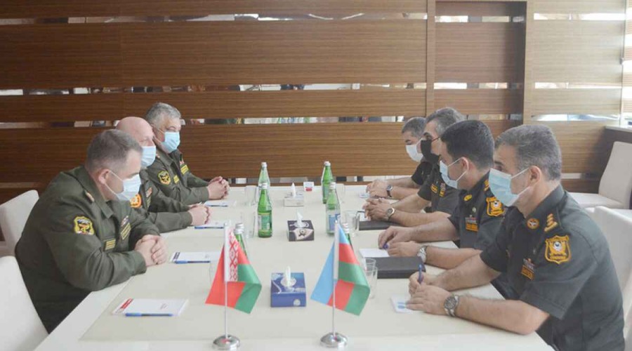 Azerbaijani and Belarusian military medical specialists held a working meeting