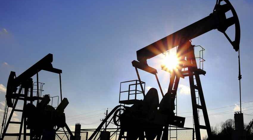 Цена азербайджанской нефти стала выше 70 долларов