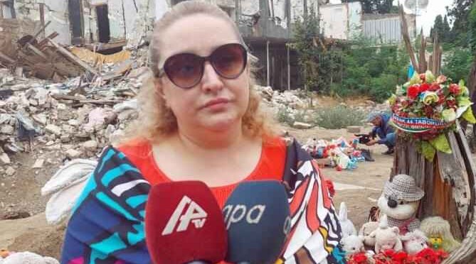 "Heç vaxt unutmayacam" - Gürcü jurnalist Gəncə dağıntılarından danışdı