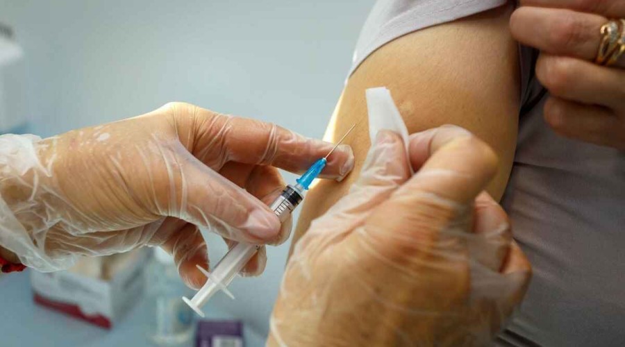 В Минобразования прокомментировали отказ от вакцинации студентов