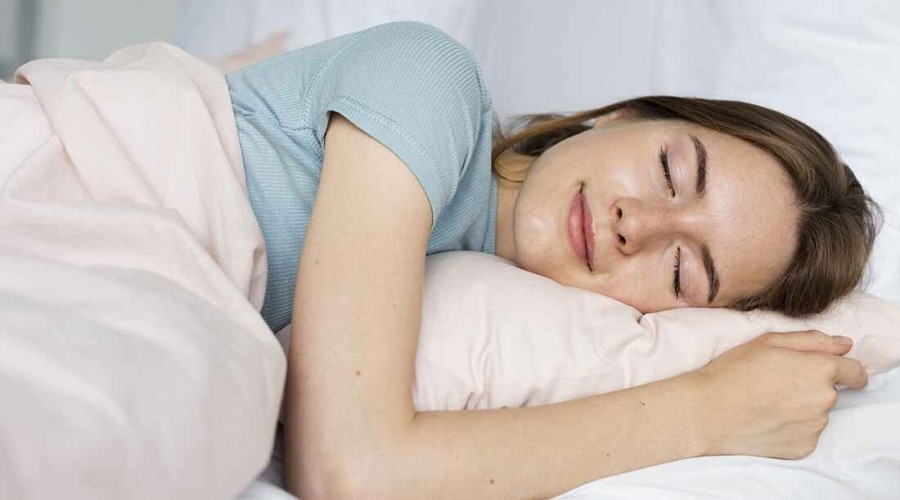 Эти продукты помогают улучшить сон