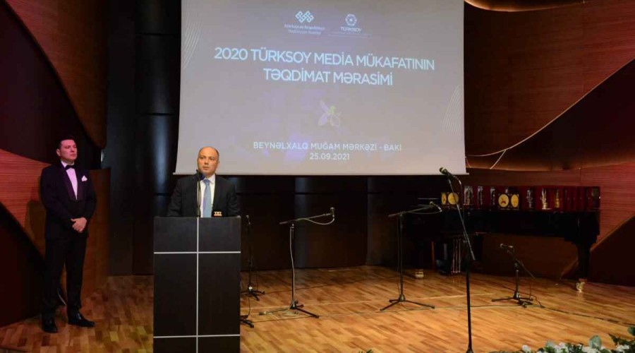 В Баку состоялось вручение «Медиа-премии ТЮРКСОЙ»