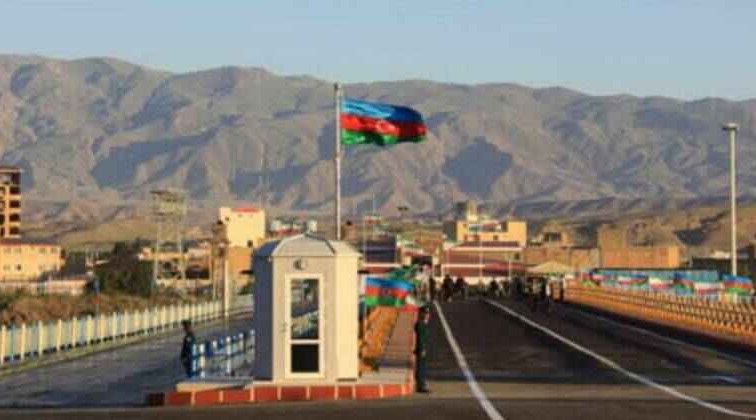 Iran opens land borders with Azerbaijan