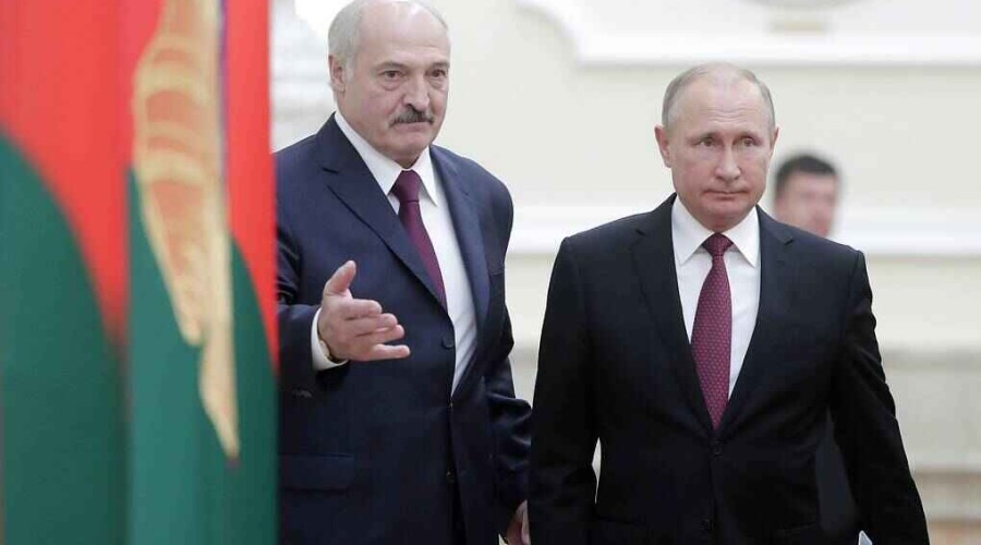 Lukaşenko qərb ölkələrini hədəfə aldı: <span style="color:red">Rusiya ilə birgə cavab verəcəyik</span>
