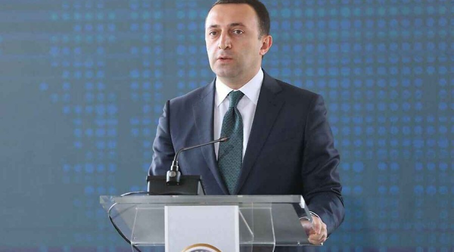 Ираклий Гарибашвили прибыл в Азербайджан