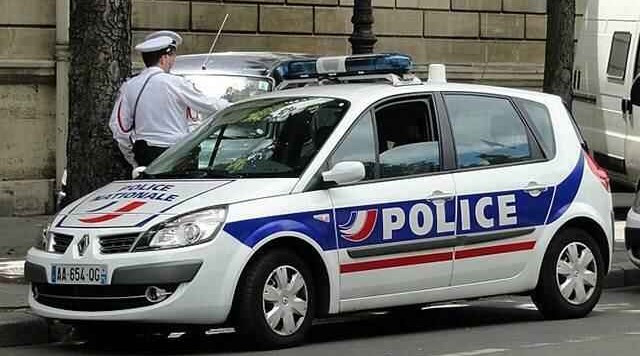 Fransada kütləvi qətl planlaşdıran şagird saxlanılıb