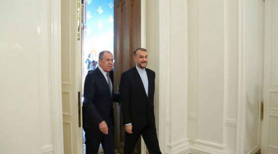 Lavrov says Iran positively approaches "six-platform"