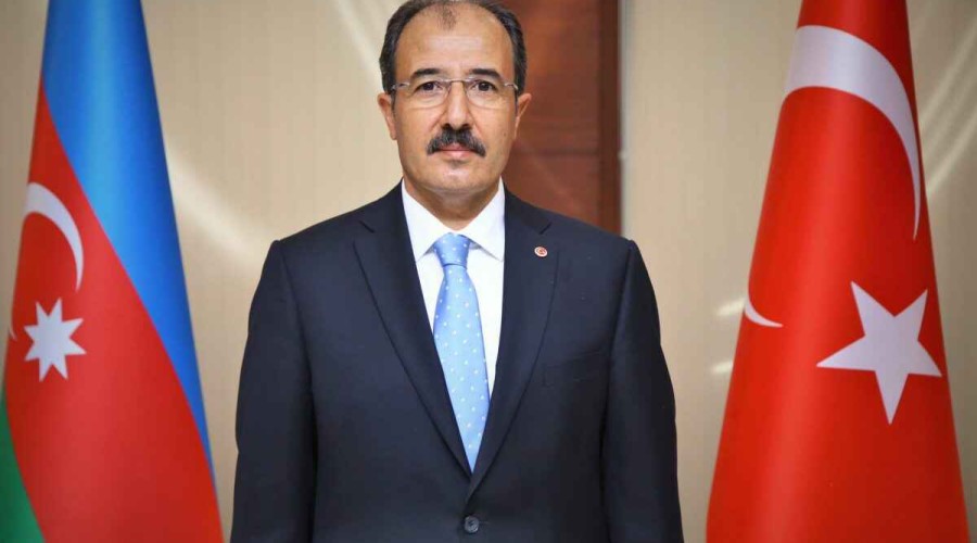 "Türk dövlətləri daha sıx birləşməlidir" - <span style="color:red">Cahit Bağçı</span>