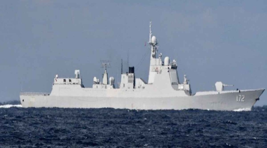 China, Russia navy ships jointly sail through Japan strait

