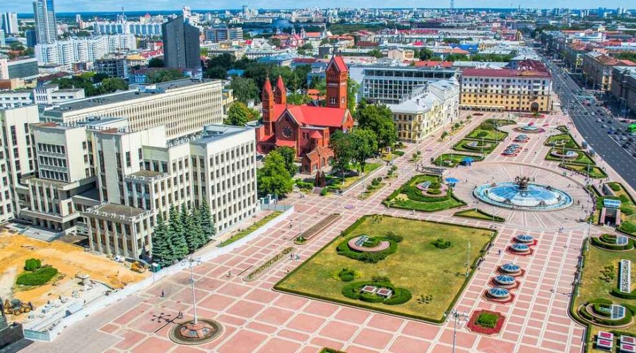 Belarus “turistlərin” Aİ-yə daxil olmasına necə kömək edir?