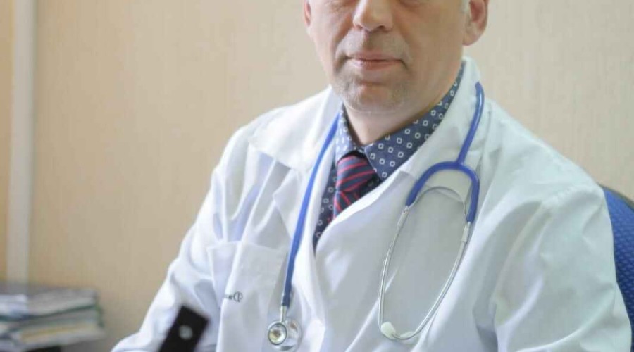 Russian doctor reveals most effective way to stop spread of new COVID variant