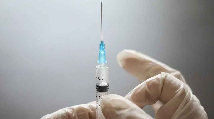 В Китае создали быстродействующую вакцину от коронавируса