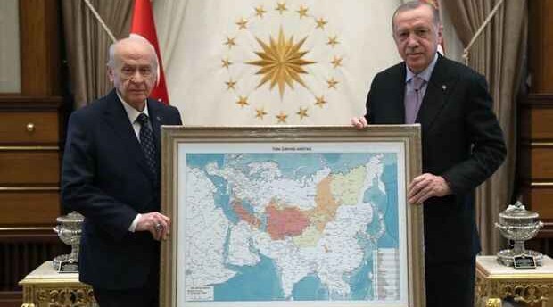 Baxçalı Ərdoğana Türk dünyasının xəritəsini təqdim etdi – <span style="color:red">FOTO</span>
