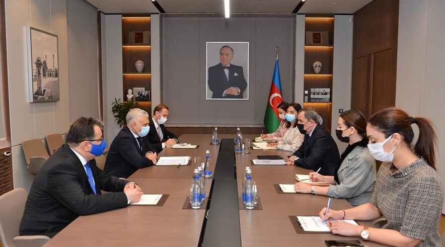 В Баку обсудили сотрудничество между ЕС и Азербайджаном