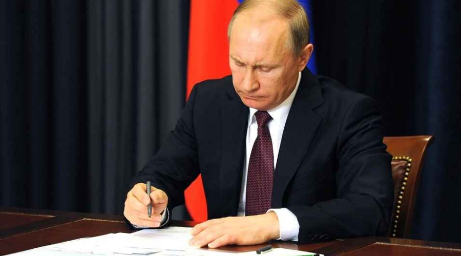 <strong>Путин подписал закон о ратификации соглашения СНГ по подразделению разминирования</strong>
