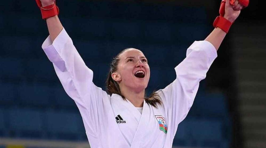 <strong>Азербайджанская каратистка стала двукратной чемпионкой мира</strong>