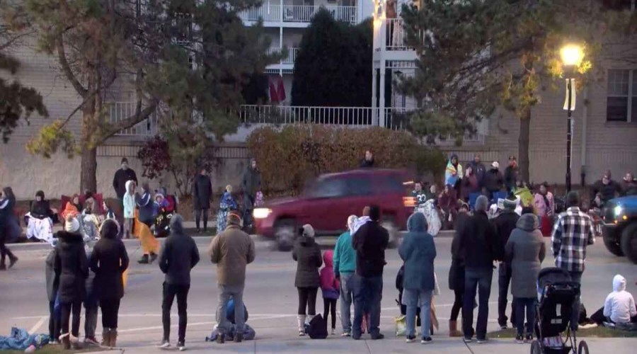 Over 40 injured after vehicle speeds through Christmas parade