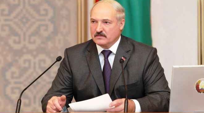 Lukashenko says Belarus seeks no confrontation with Poland, wants EU to take migrants
