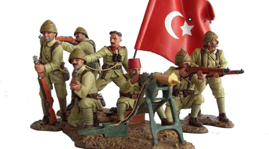 Türkiyə bayrağı Irəvanda - <span style="color:red">Marketlərdə satışa çıxdı</span>