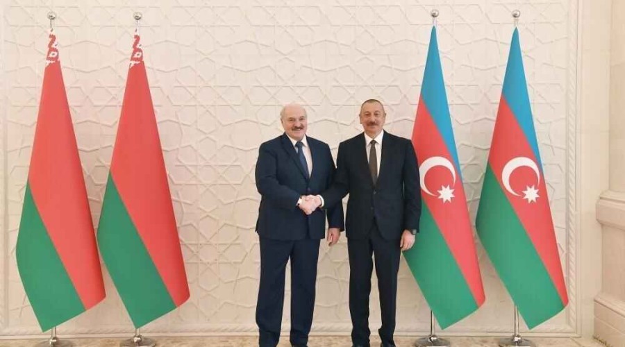 Prezident İlham Əliyev Aleksandr Lukaşenko ilə telefonla danışıb