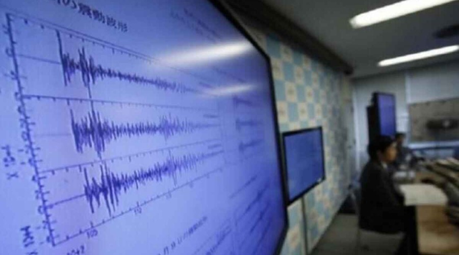 6.7-magnitude earthquake hits Japan's Izu Islands