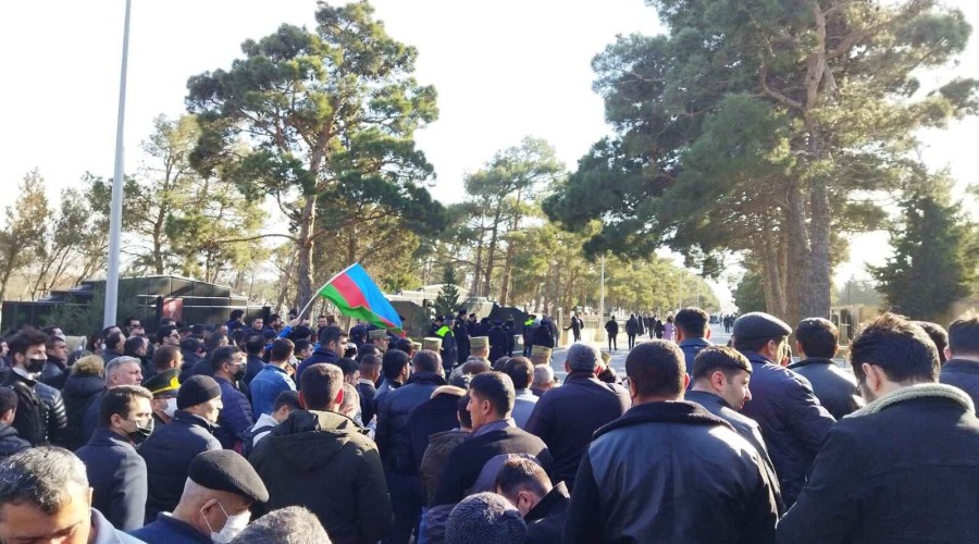 Servicemen died in helicopter crash to be laid to rest in II Alley of Martyrs