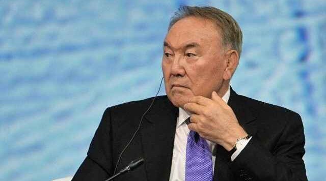 Nazarbayev: Qorbaçov və Yeltsin bir-birilərini təhqir etdilər