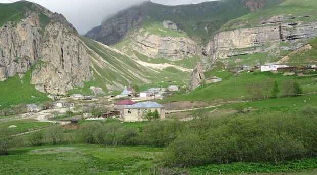 Qusara istirahətə gedən 13 yaşlı oğlan dağdan yıxılaraq öldü