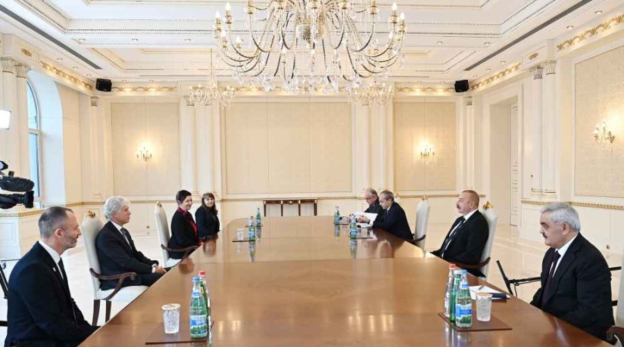 Президент Ильхам Алиев принял президента компании TOTAL Energies по разведке и добыче