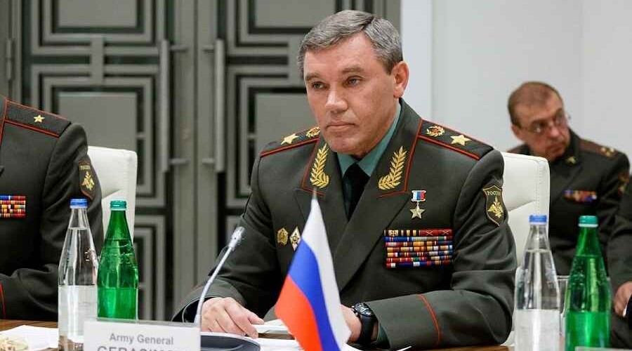 <strong>Валерий Герасимов: Российские ВC продолжают выполнять миротворческие задачи в Нагорном Карабахе</strong>