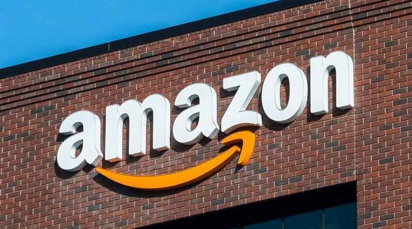 Workers trapped in Amazon warehouse