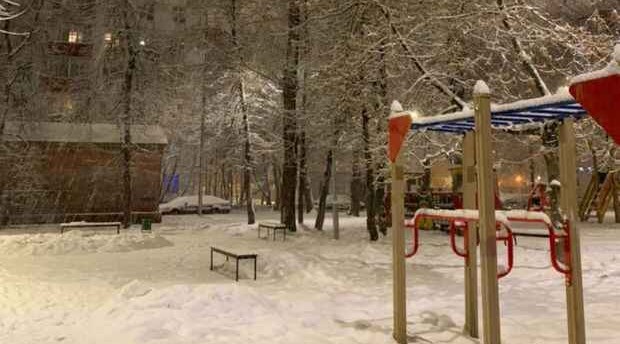 Moskvaya son 28 ilin ən güclü qarı yağıb - VİDEO