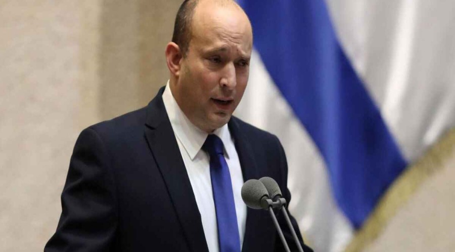 Israeli PM Bennett enters isolation after contact with COVID patient