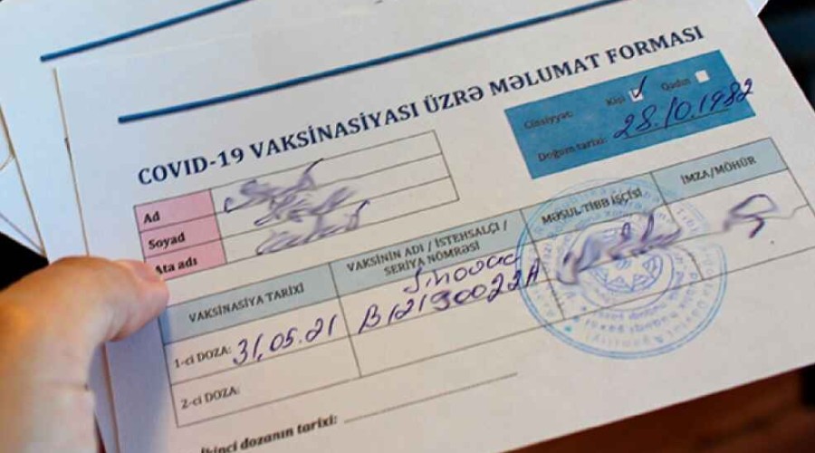 <strong>В Азербайджане задержана медсестра, продавшая поддельные паспорта COVID-19</strong>