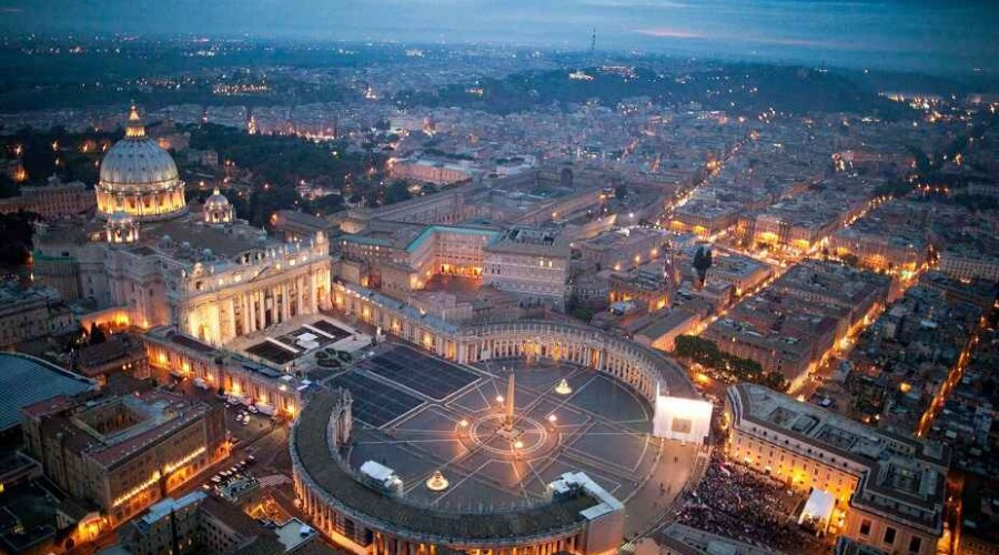Ватикан запретит работать невакцинированным сотрудникам