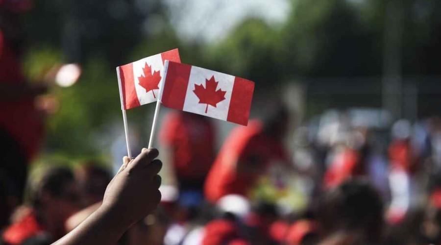 Canada welcomes record 401,000 immigrants