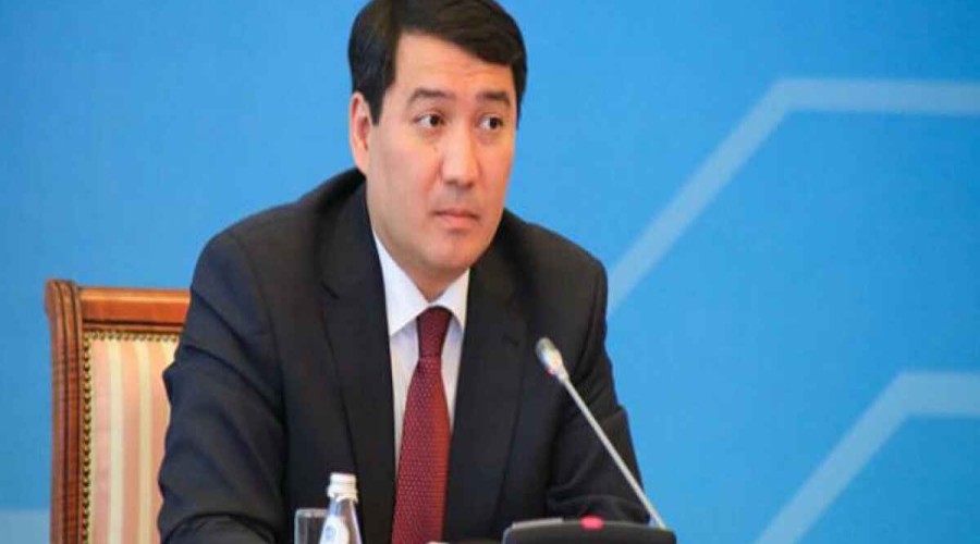 Kazakh Ambassador expresses gratitude to Azerbaijan