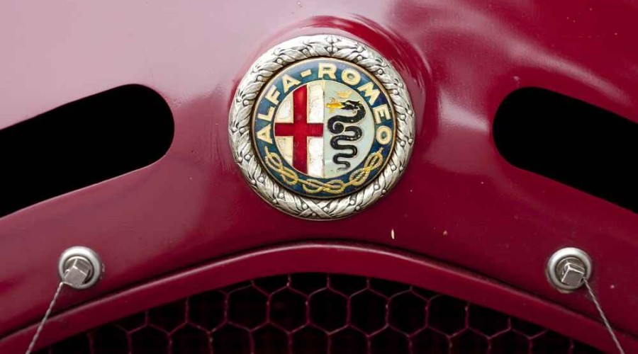 Представлен обновленный логотип Alfa Romeo <span style="color:red">– ВИДЕО</span>