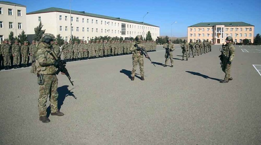 В Азербайджане продолжаются учебные сборы военнообязанных <span style="color:red">- ВИДЕО</span>