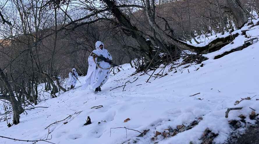 Training exercises held in commando military unit