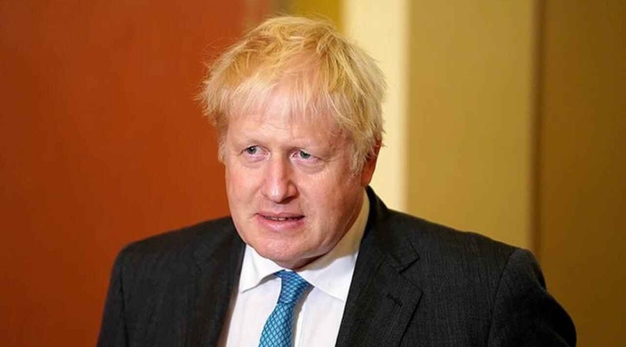 Police have photo of Boris Johnson with beer at lockdown party, say reports