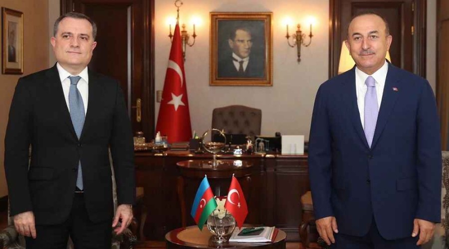 Azerbaijani foreign minister calls his Turkish counterpart