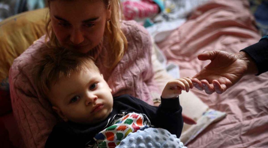 UK not easing rules for Ukrainian refugees, minister says