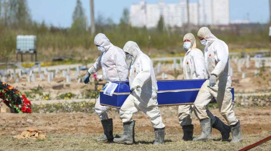 В Азербайджане 13 человек скончались от коронавируса