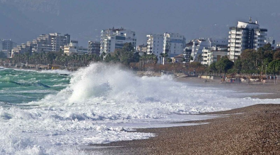 3-meter high tsunami may hit Turkish coasts, expert warns