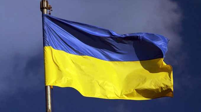 New Ukrainian flag hung on city building in occupied Kherson