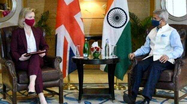 UK and Russia foreign secretaries visit India on same day