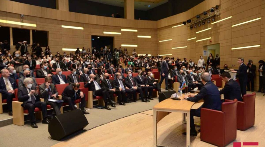 Conference dedicated to Azerbaijani-Italian relations held-